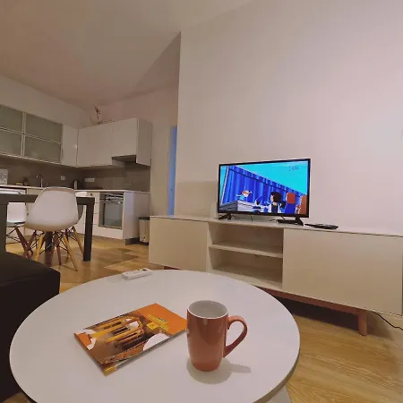 Vivid Apartman *